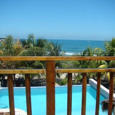 Hotel Y Restaurante Cesar Mariscos 텔라 객실 사진